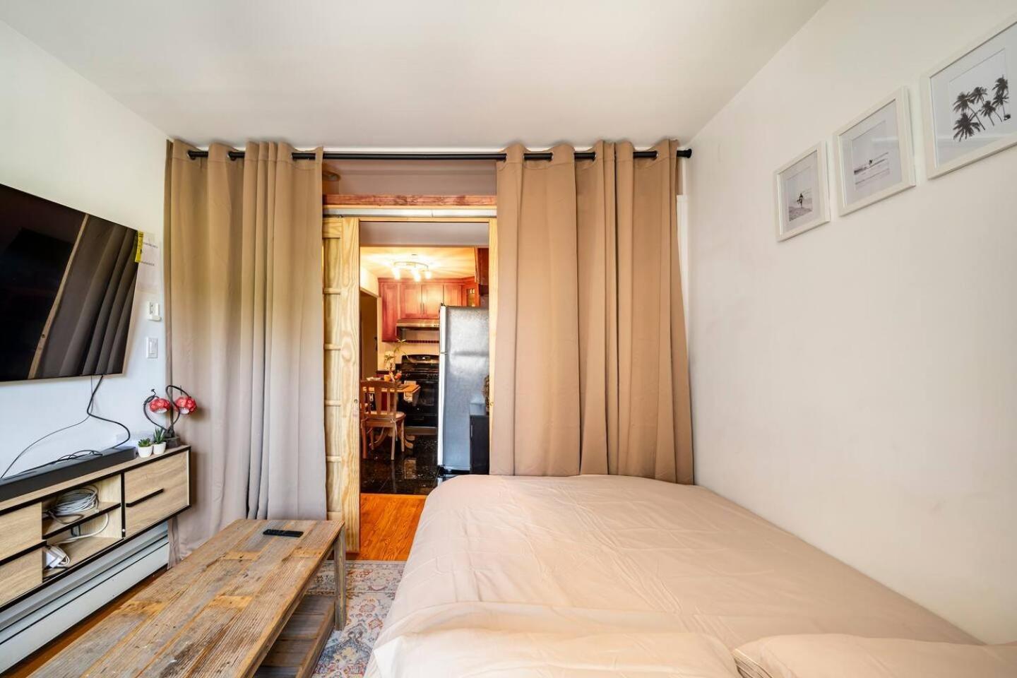 Best Location In Queens, Everything Is Near By New York Exterior foto
